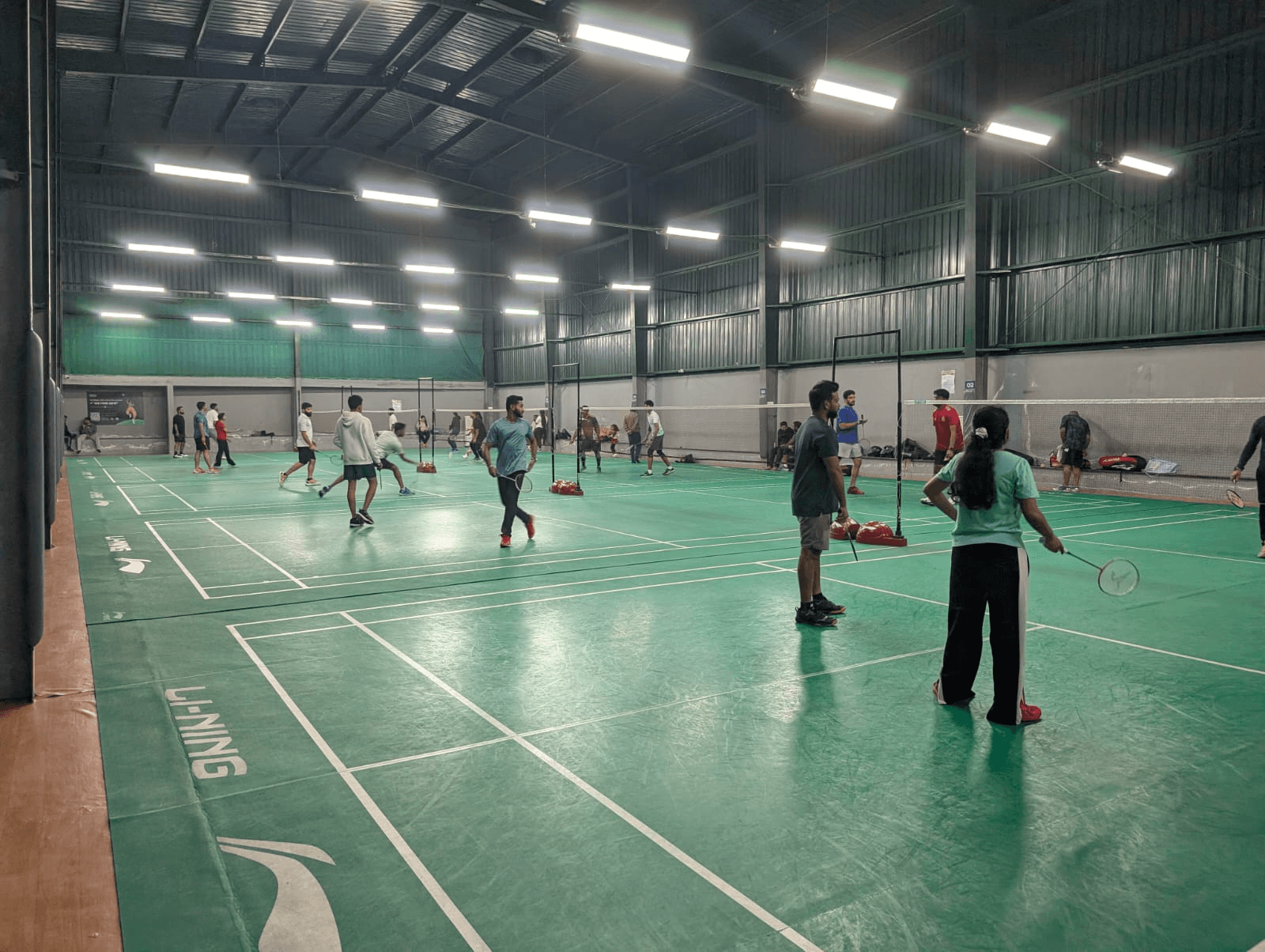 Premium Hybrid Court 1