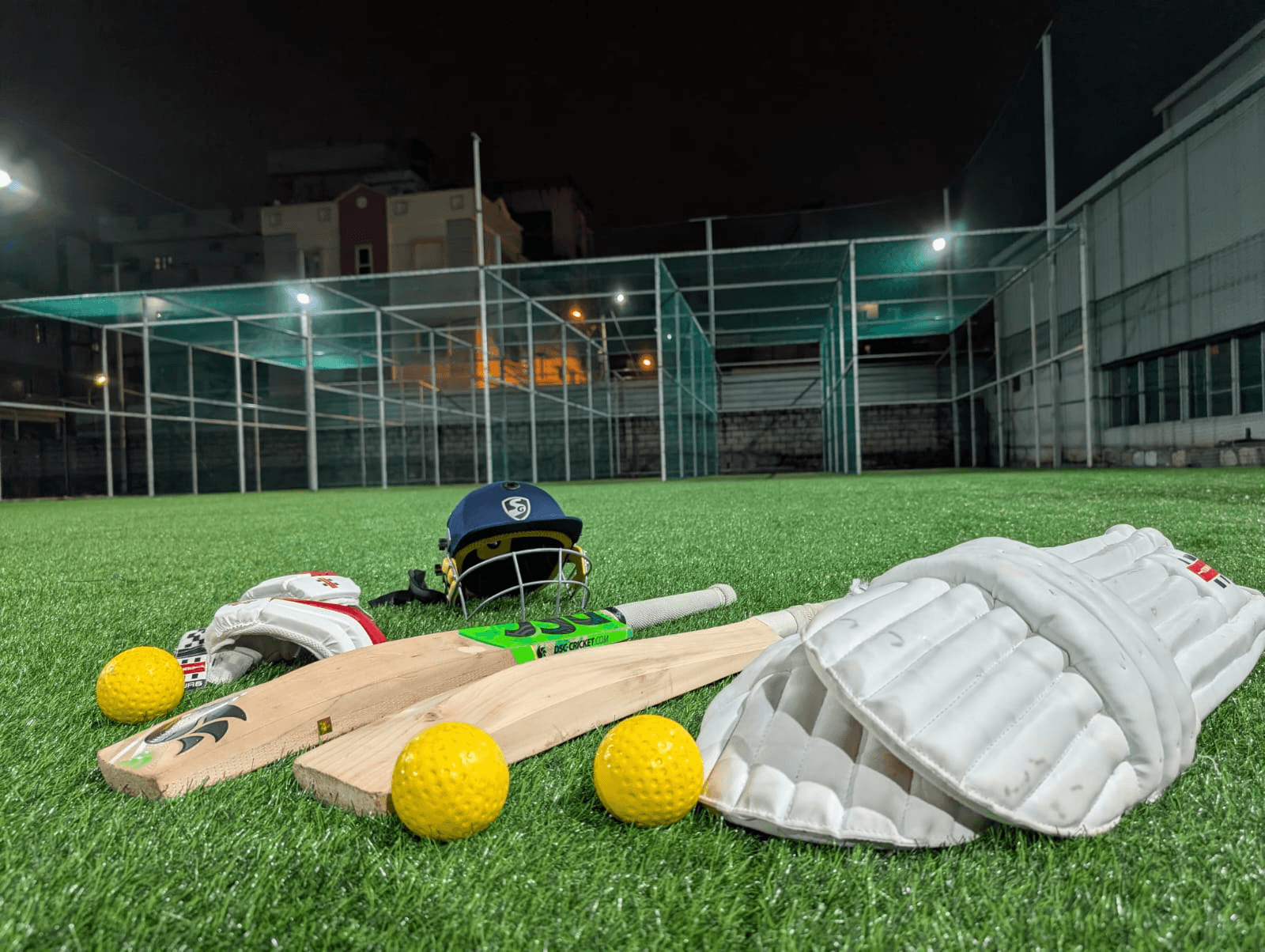 Premium Hybrid Court 1